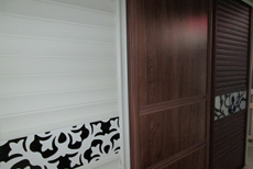 推拉門